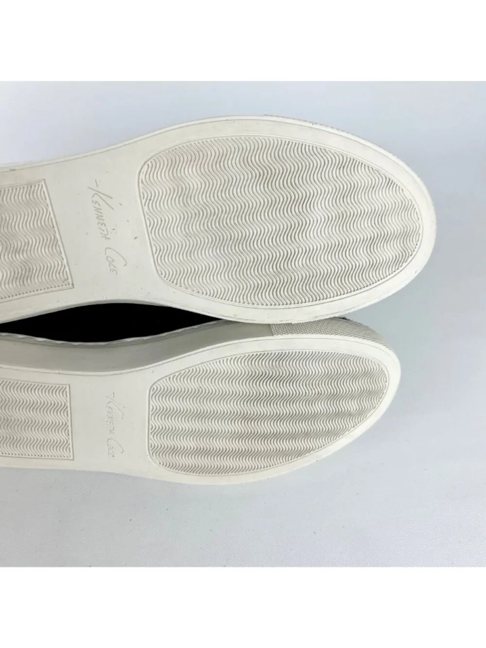 Kenneth Cole King Womens Sneaker Black Haircalf Fashion Slip On Shoes size 8